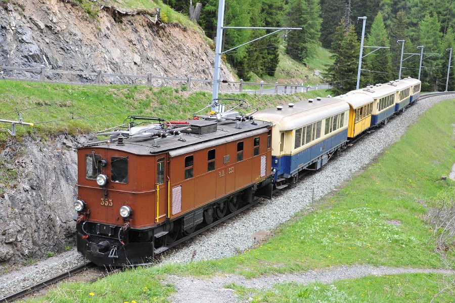 2019.06.10 RhB Ge 4-6 353 Bahnfest Bergün mit Pullmannwagen (12)